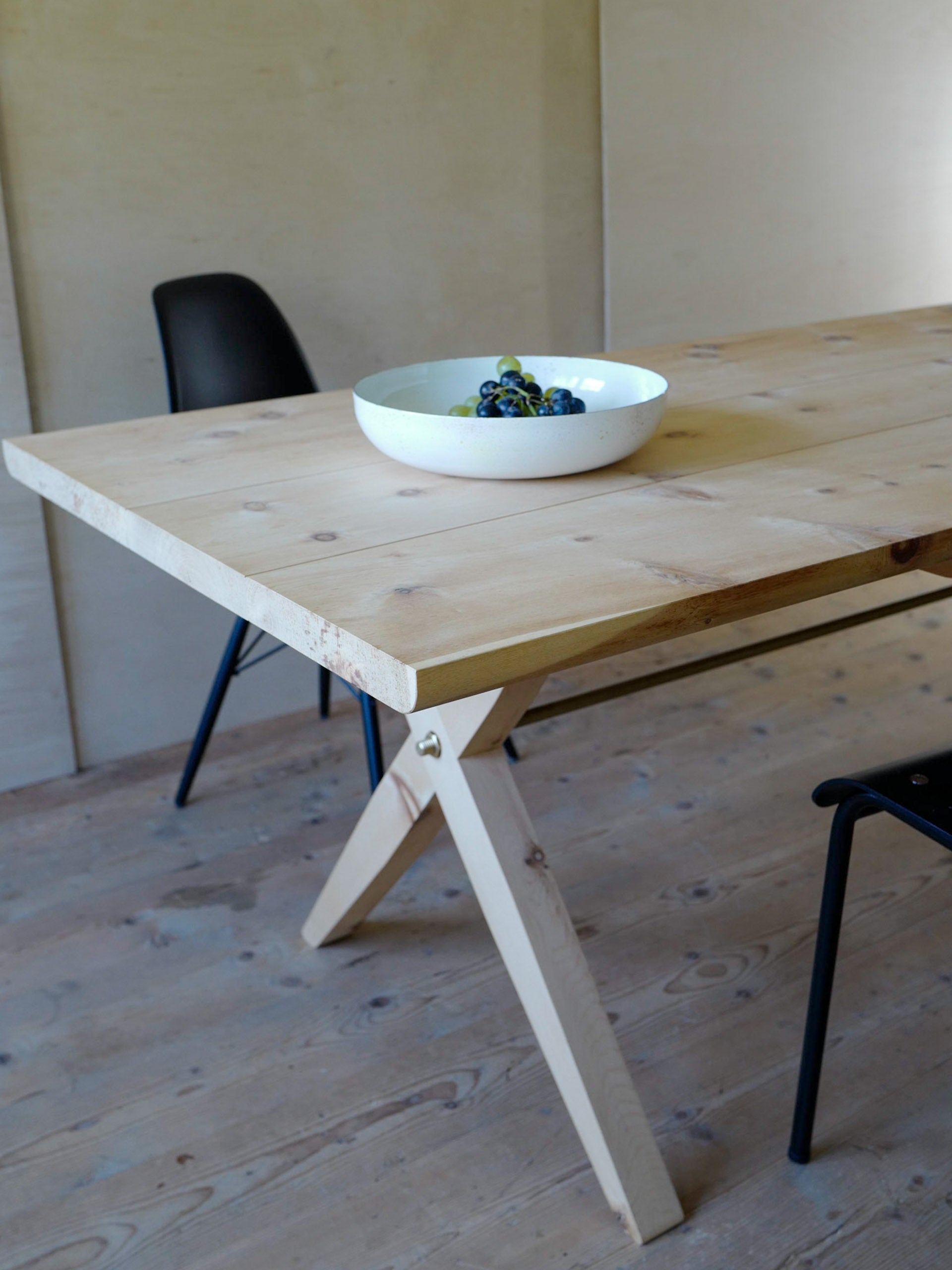 Arven­holz Tisch «la Crusch»